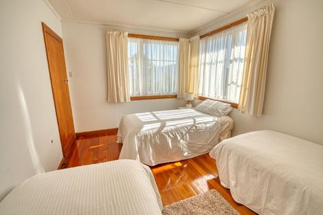 Photo of property in 14 Ahau Street, Moana, 7872