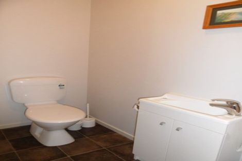 Photo of property in 124 Ferry Road, Edendale, 9825