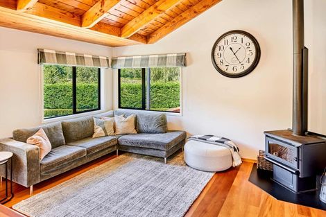 Photo of property in 262b Katherine Mansfield Drive, Whitemans Valley, Upper Hutt, 5371