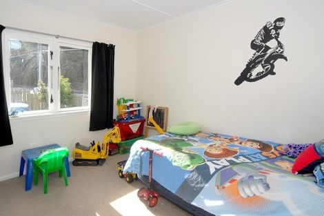Photo of property in 81 Ruahine Street, Paraparaumu, 5032