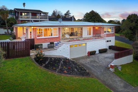 Photo of property in 5 Brooke Road, Red Hill, Papakura, 2110