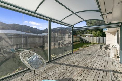 Photo of property in 97a Rata Street, Naenae, Lower Hutt, 5011