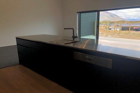 Photo of property in 10 Muster Road, Jacks Point, 9371