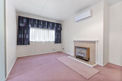 Photo of property in 27 Ashford Avenue, Hokowhitu, Palmerston North, 4410