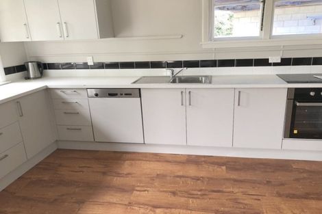 Photo of property in 13 Kaplan Avenue, Islington, Christchurch, 8042