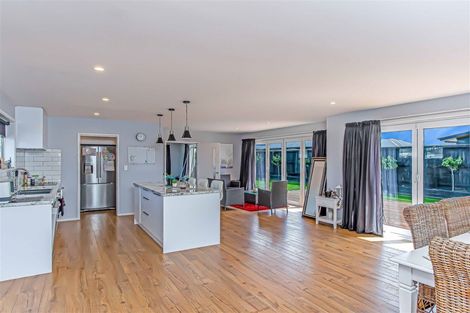 Photo of property in 7 Springbrook Close, Rangiora, 7400