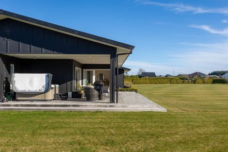 Photo of property in 30 Hampton Drive, Swannanoa, Kaiapoi, 7692