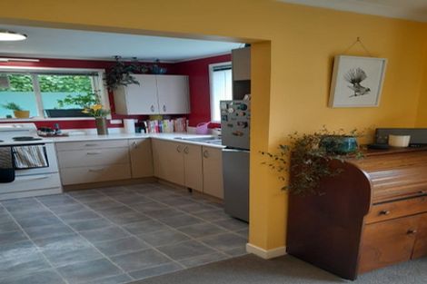 Photo of property in 12 Cheshire Street, Wilton, Wellington, 6012