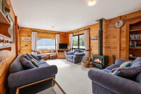 Photo of property in 30 Taringa Avenue, Kuratau, Turangi, 3381