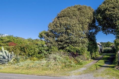 Photo of property in 329 Te Horo Beach Road, Te Horo Beach, Otaki, 5581
