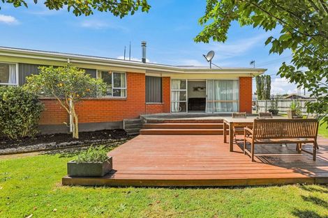 Photo of property in 21 Fenruss Street, Fairy Springs, Rotorua, 3015