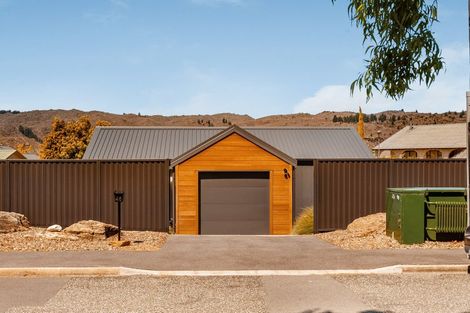 Photo of property in 46 Aronui Road, Bridge Hill, Alexandra, 9320