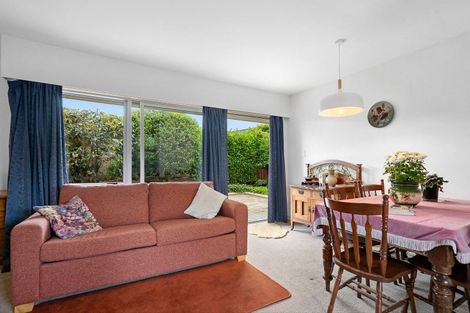 Photo of property in 5a Clare Street, Cambridge, 3434