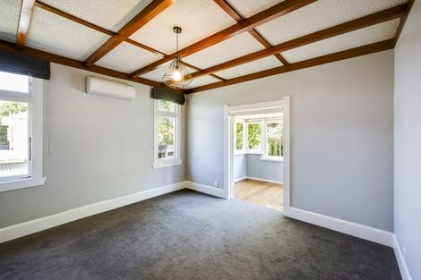 Photo of property in 7 Main Street, Hospital Hill, Napier, 4110