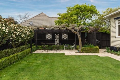 Photo of property in 58 Searells Road, Strowan, Christchurch, 8052