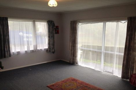 Photo of property in 1/276 Dowse Drive, Maungaraki, Lower Hutt, 5010