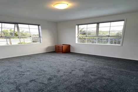 Photo of property in 31 Lyren Place, Half Moon Bay, Auckland, 2012