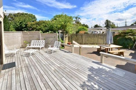 Photo of property in 11b Ross Crescent, Orewa, 0931