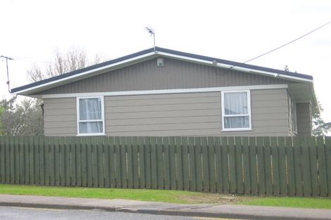 Photo of property in 227a Don Buck Road, Massey, Auckland, 0614