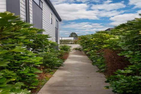 Photo of property in 2c Stokes Avenue, Te Atatu Peninsula, Auckland, 0610