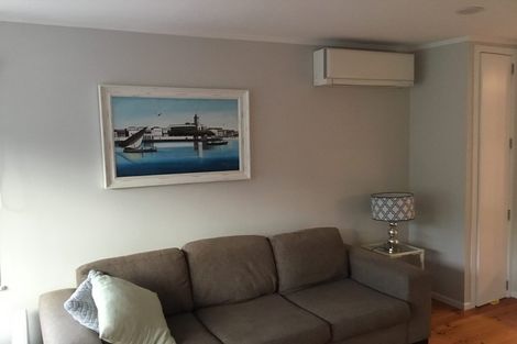 Photo of property in 58 Saffron Street, Birkdale, Auckland, 0626