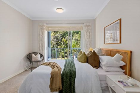 Photo of property in 60 Eaves Bush Parade, Orewa, 0931