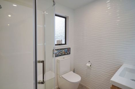 Photo of property in 64 Anglesea Avenue, Parklands, Christchurch, 8083