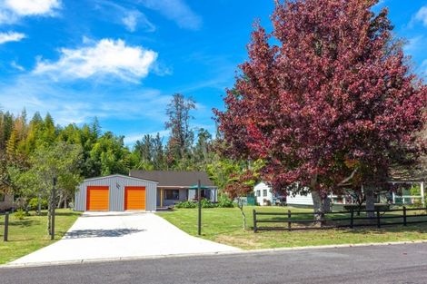 Photo of property in 103 Avalon Place, Whangamata, 3620