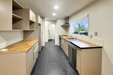 Photo of property in 3/3214 Great North Road, New Lynn, Auckland, 0600