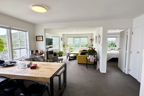 Photo of property in 24a Parklands Drive, Karori, Wellington, 6012