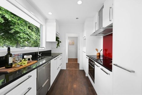 Photo of property in 10a Ensign Place, Flagstaff, Hamilton, 3210