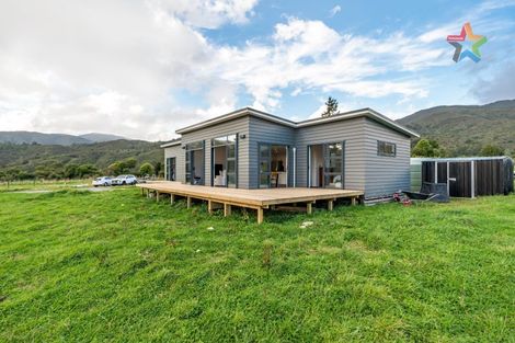 Photo of property in 9 Turksma Lane, Kaitoke, 5018