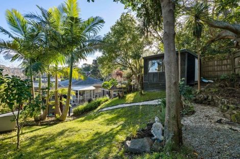Photo of property in 2/43 Seaton Road, Murrays Bay, Auckland, 0630