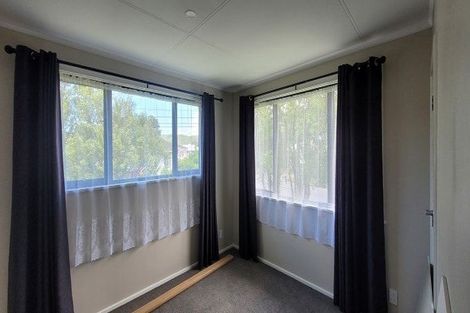 Photo of property in 54 Davidson Crescent, Tawa, Wellington, 5028