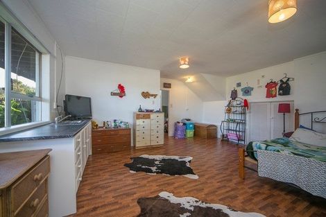 Photo of property in 6 Sunnylaw Place, Glen Eden, Auckland, 0602