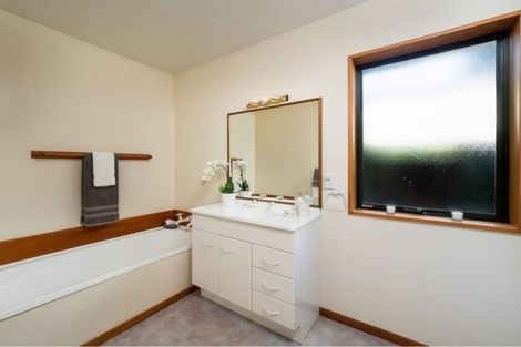 Photo of property in 2/39 Sparks Road, Hoon Hay, Christchurch, 8025