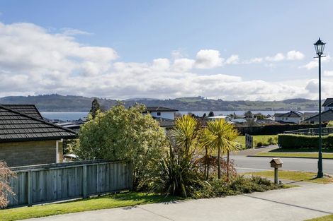 Photo of property in 10 Loloma Way, Wharewaka, Taupo, 3330