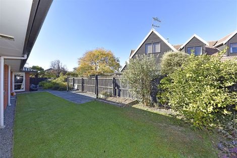 Photo of property in 114 Rothesay Road, Parklands, Christchurch, 8083