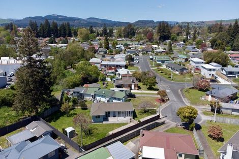 Photo of property in 5 Jarmey Place, Mangakakahi, Rotorua, 3015