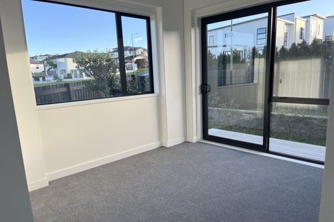 Photo of property in 44e Westgate Drive, Westgate, Auckland, 0614