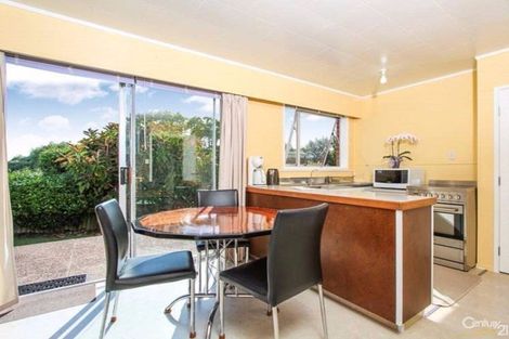 Photo of property in 44 Coniston Avenue, Te Atatu South, Auckland, 0610