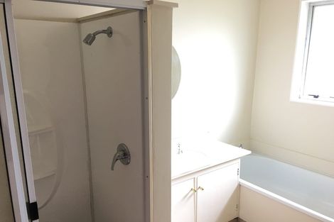 Photo of property in 2/66 Elizabeth Street, Riccarton, Christchurch, 8041