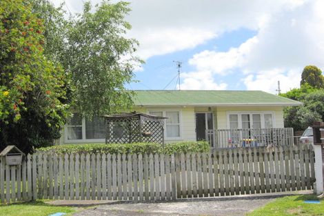 Photo of property in 18 Glenburn Place, Papakura, 2110