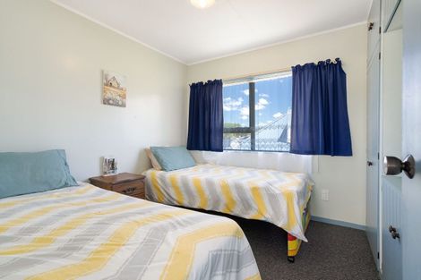 Photo of property in 112 Hampton Road, Whangamata, 3620