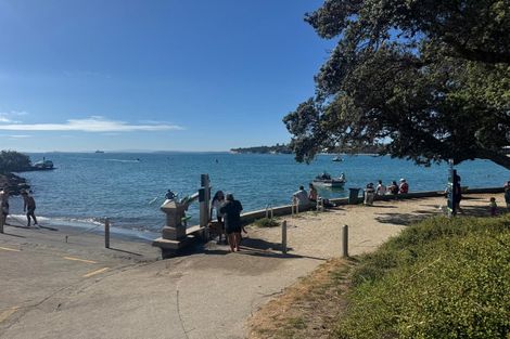 Photo of property in 1/7 The Promenade, Takapuna, Auckland, 0622