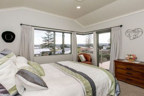 Photo of property in 37a The Esplanade, Westshore, Napier, 4110