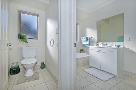 Photo of property in 19 Lochiel Place, Te Kamo, Whangarei, 0112