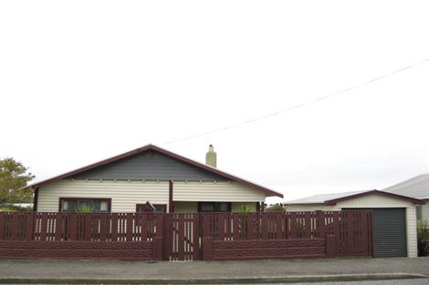 Photo of property in 71 Clemow Road, Fitzroy, New Plymouth, 4312