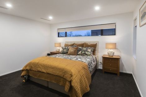 Photo of property in 21 Aikmans Road, Merivale, Christchurch, 8014