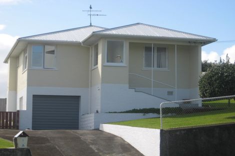 Photo of property in 8 Paritutu Road, Spotswood, New Plymouth, 4310